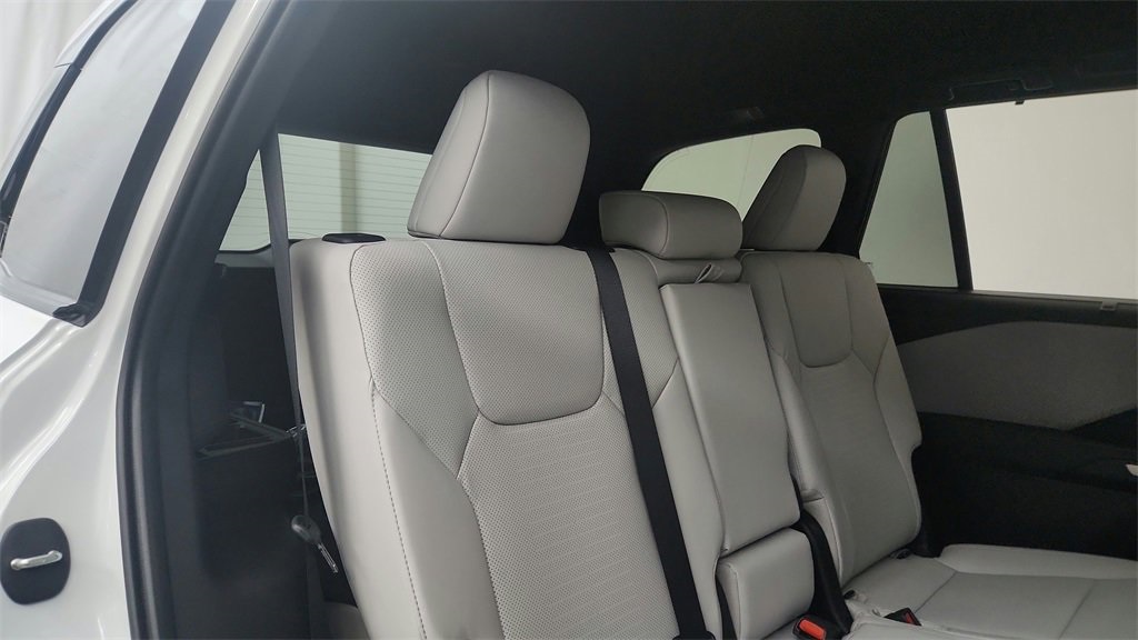 2025 Lexus TX 350 photo 12