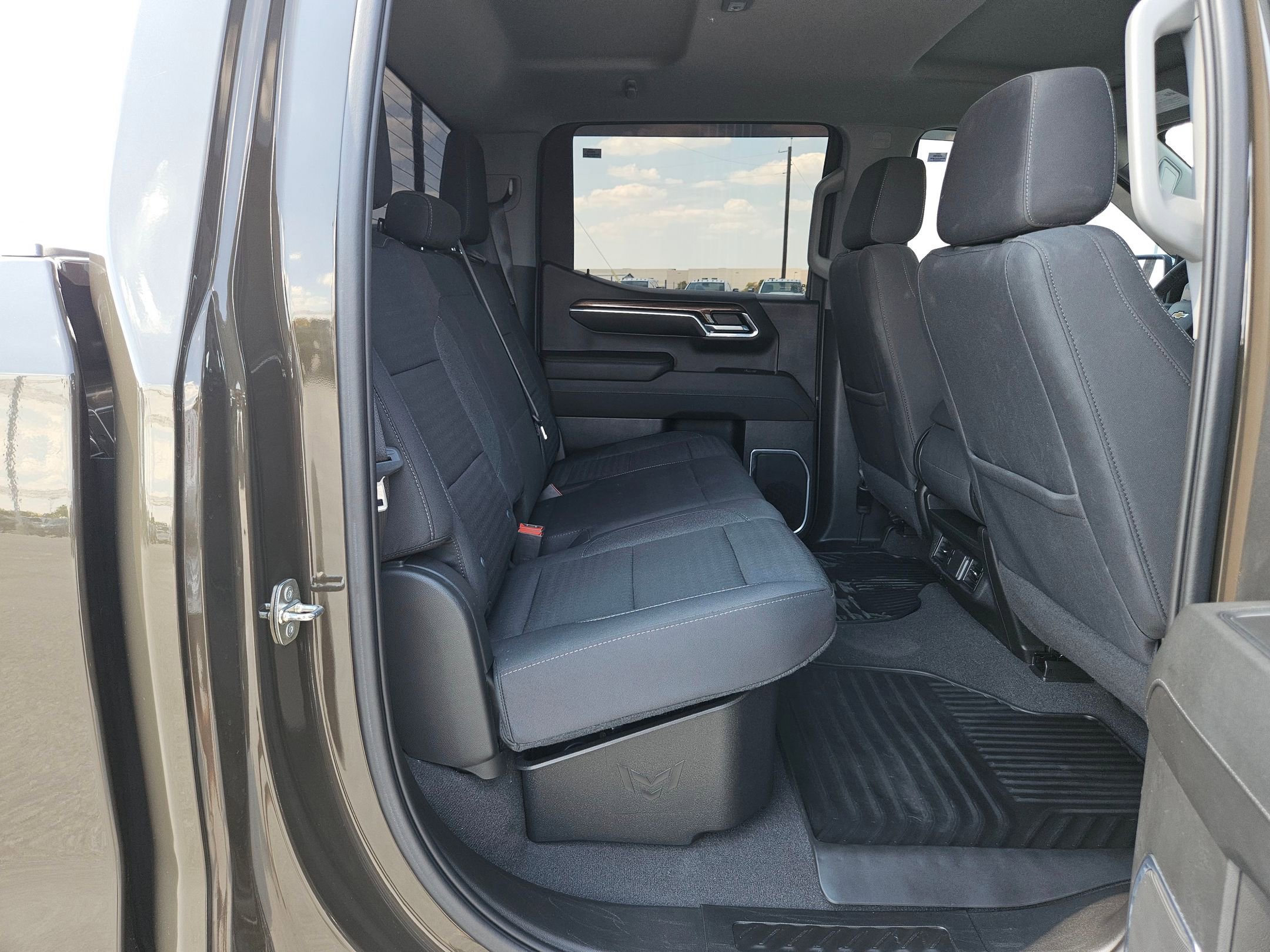 2023 Chevrolet Silverado 1500 LT photo 24