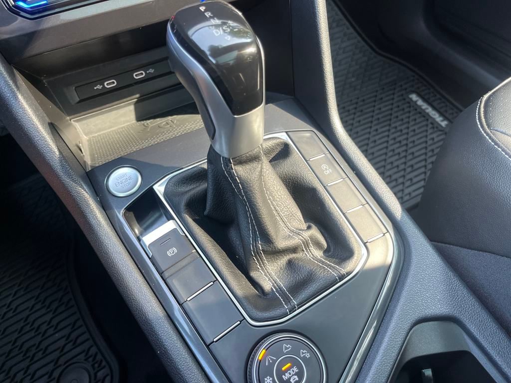 2022 Volkswagen Tiguan SE photo 13