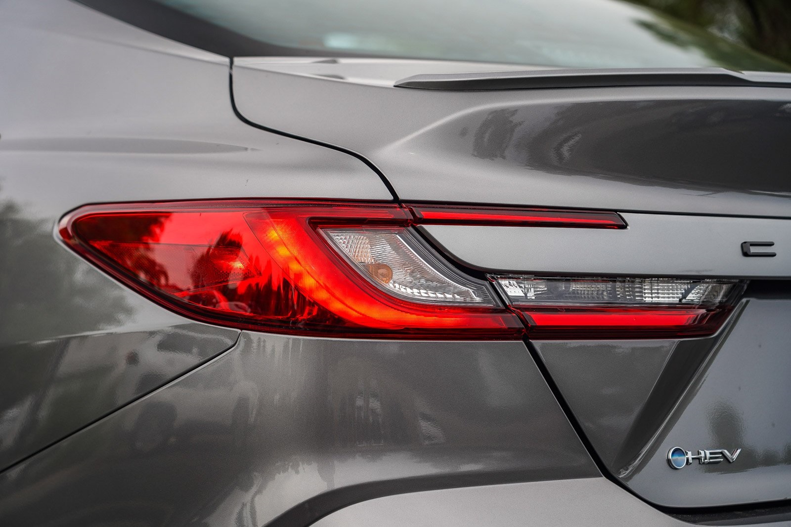 2025 Toyota Camry SE photo 2