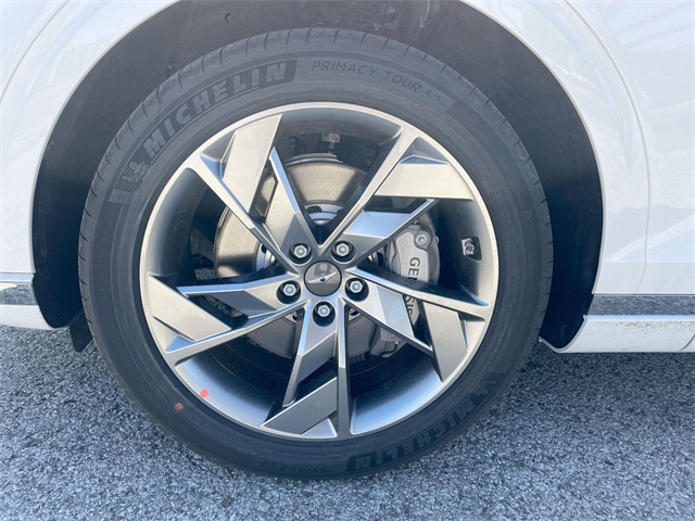 2025 Genesis Electrified GV70 Advanced photo 33