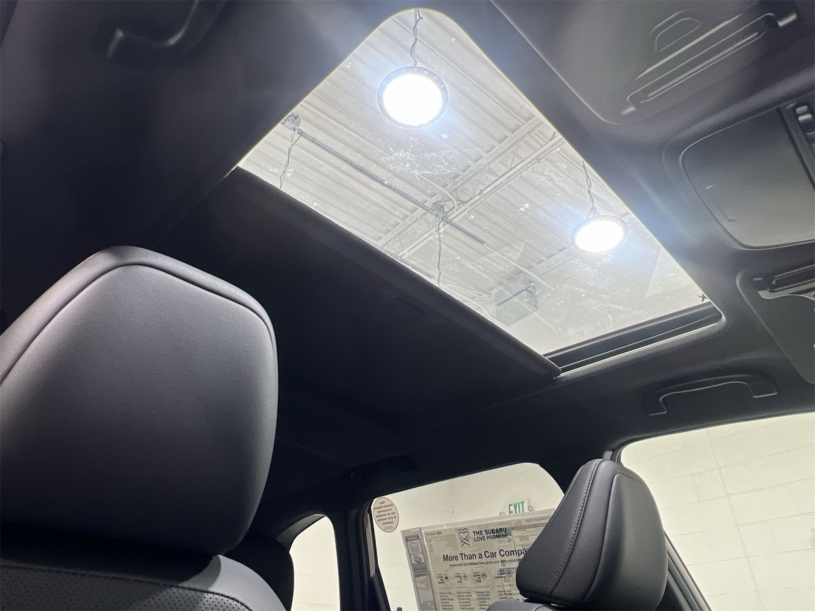 2025 Subaru Forester Touring photo 20