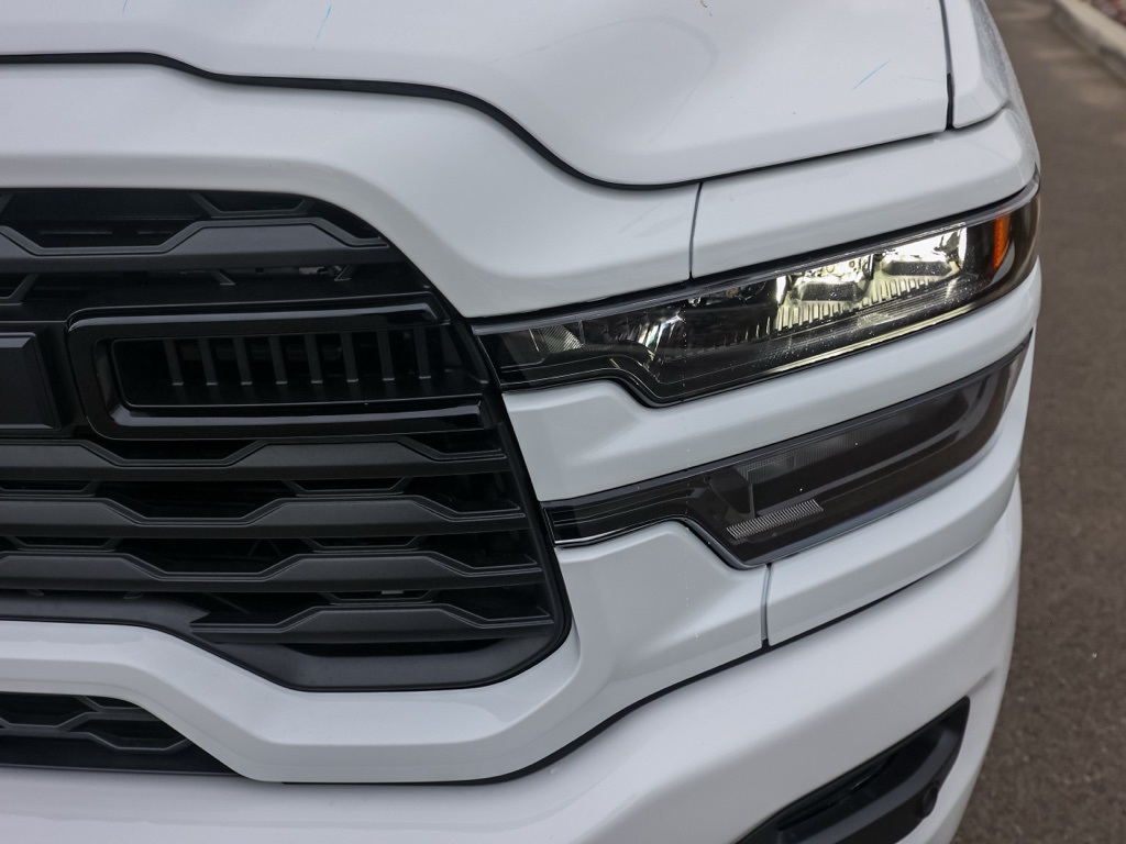 New 2026 Bright White Clear-Coat Exterior Paint RAM Big Horn Night Edition image 9