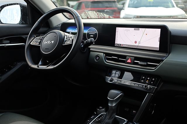 2024 Kia Seltos SX photo 33