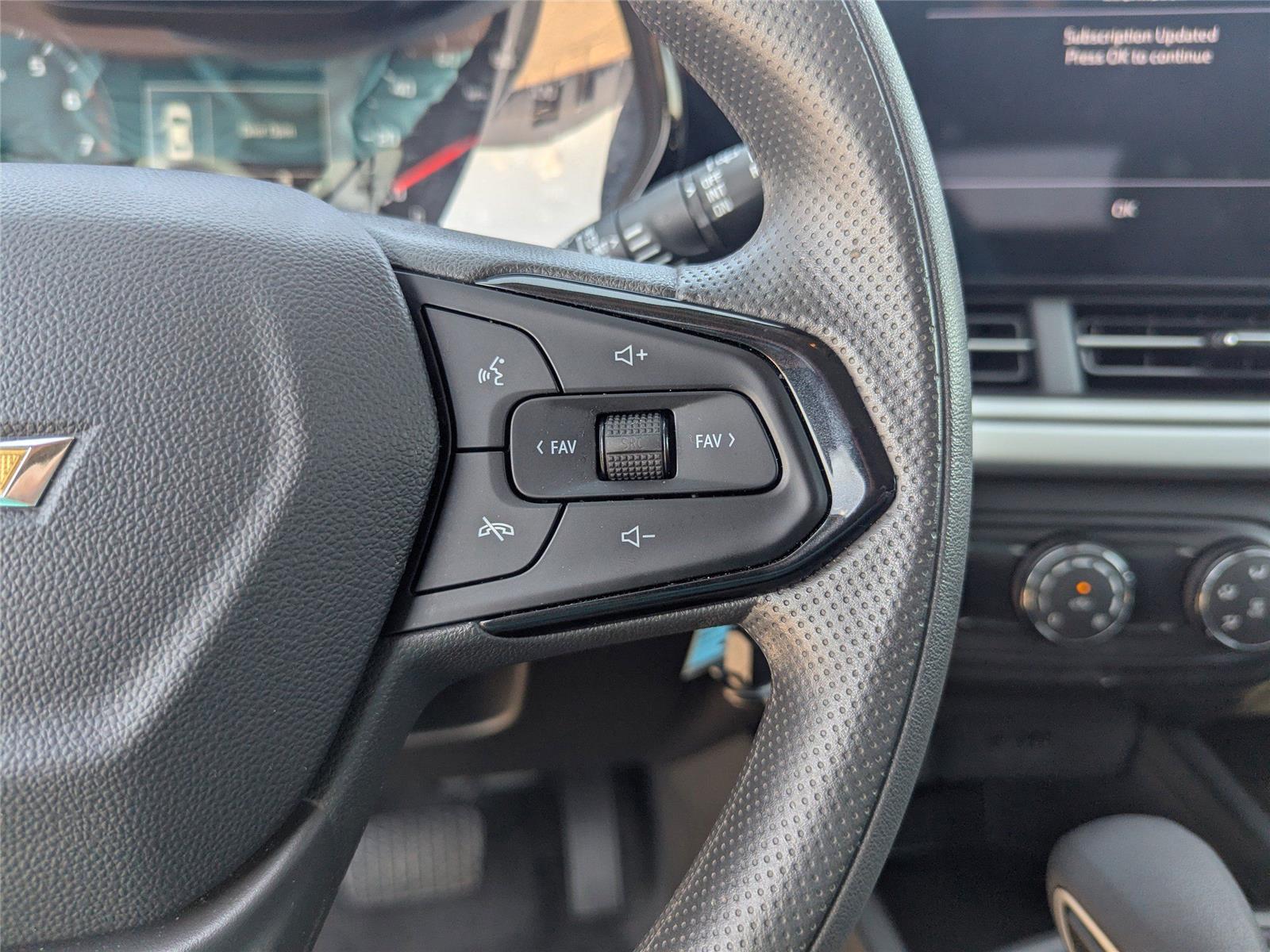2025 Chevrolet Trax LS photo 28