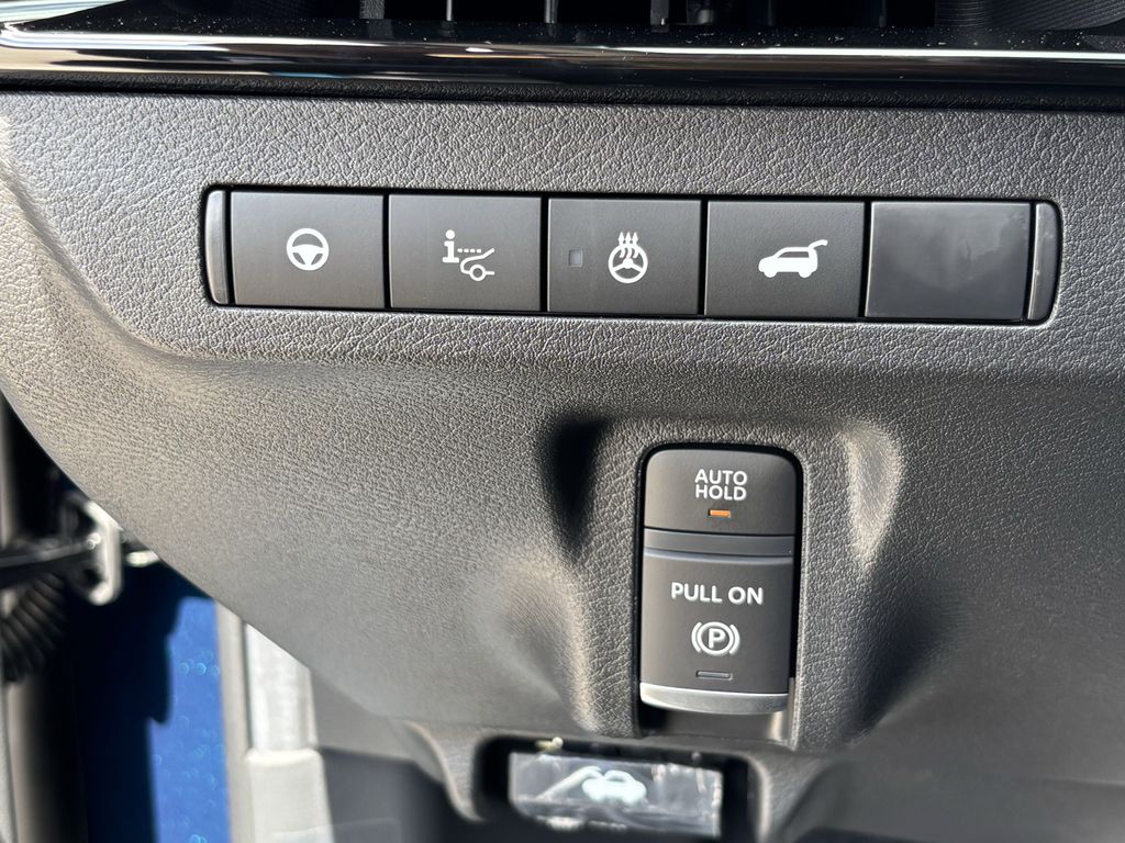 2025 Nissan Murano Platinum photo 13