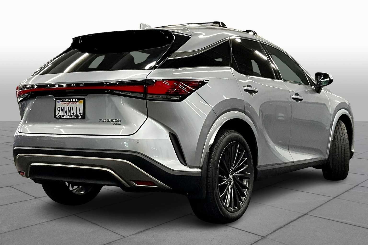 2024 Lexus RX Premium AWD photo 12