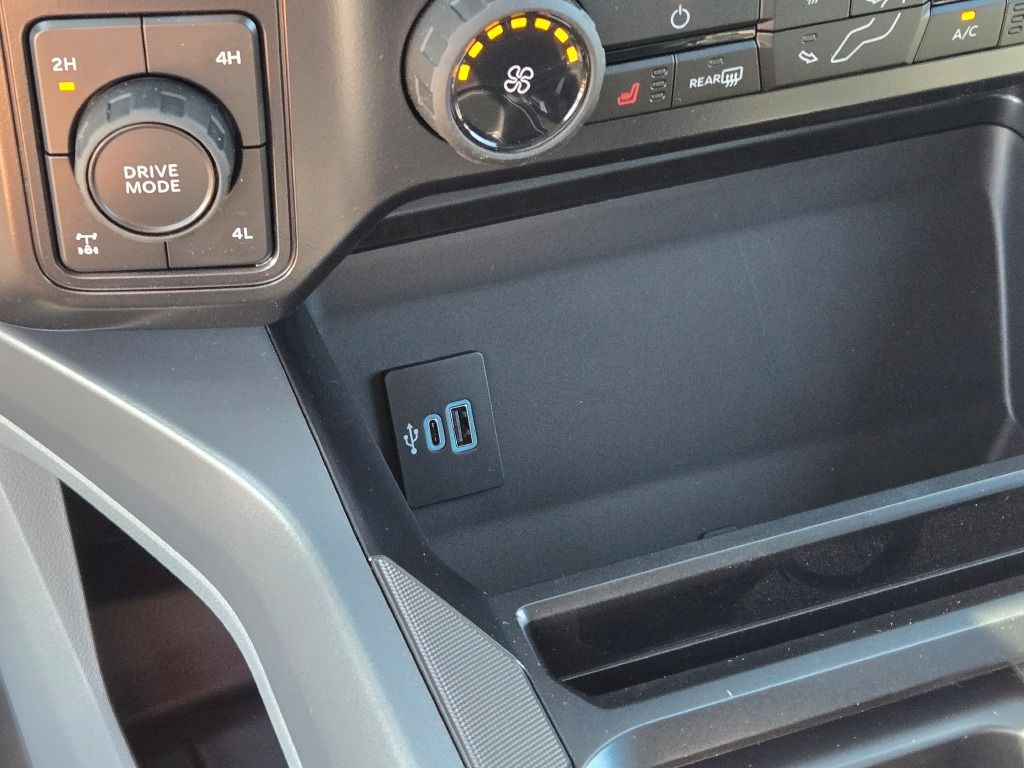 2026 Ford F-250 photo 25