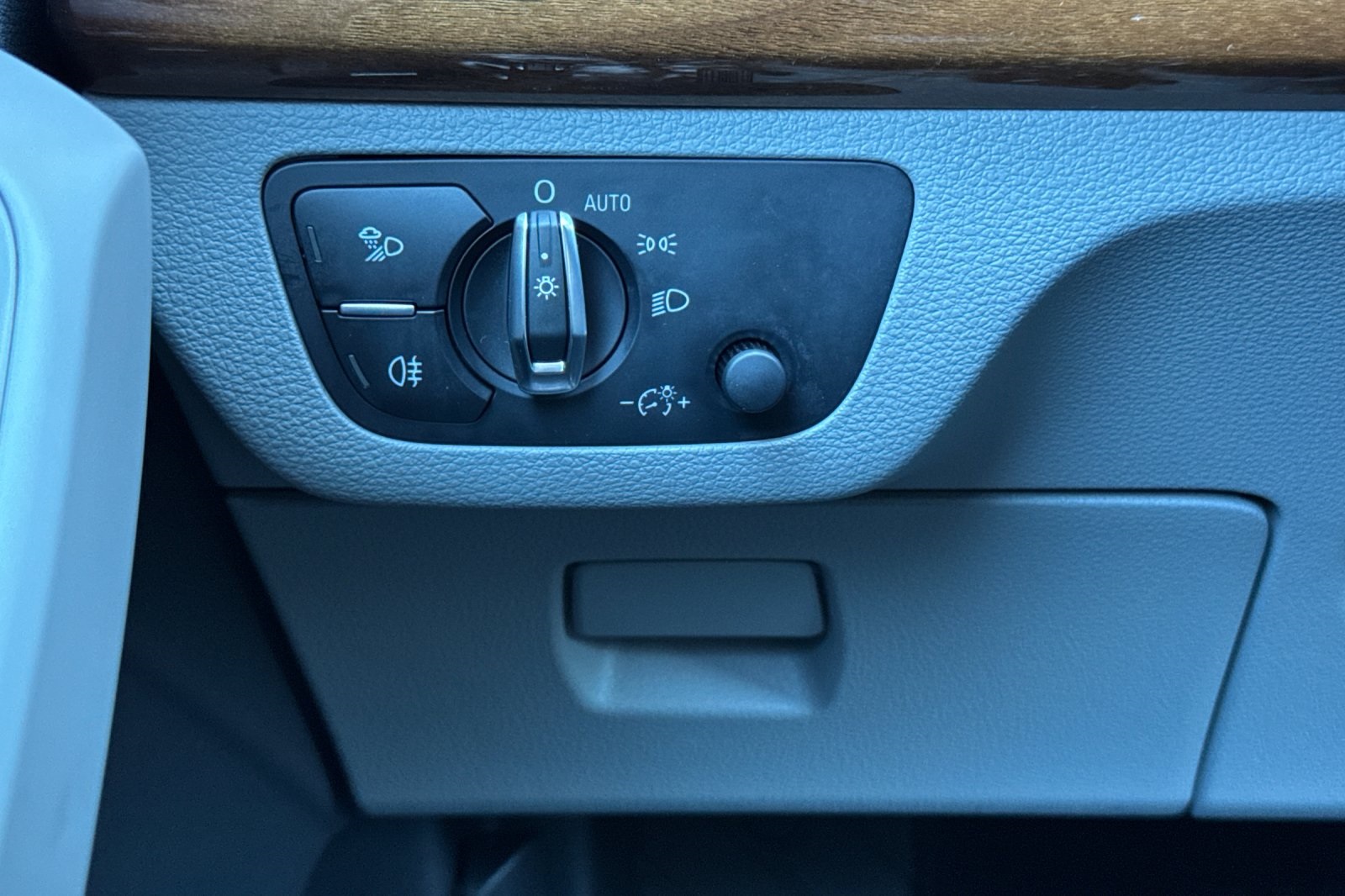 2024 Audi Q5 40 Premium Plus photo 29