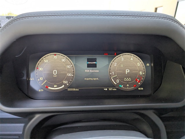 2025 Land Rover Defender 110 X-Dynamic SE photo 8
