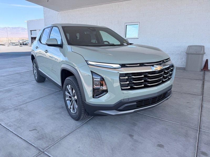 2026 Chevrolet Equinox LT's photo