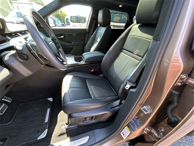 2024 Land Rover Range Rover Evoque Dynamic SE photo 18