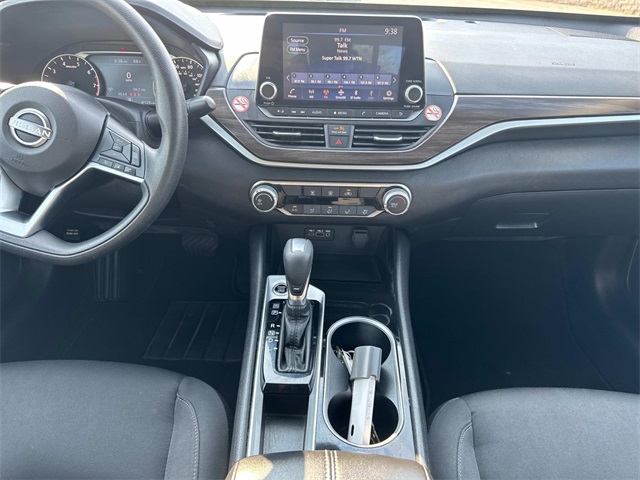 2024 Nissan Altima 2.5 SV photo 17