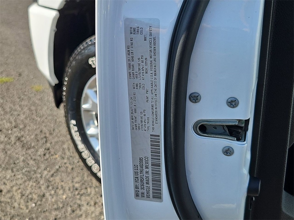 2024 Ram 2500 Laramie photo 35