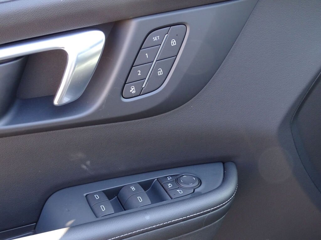 2025 Buick Enclave Preferred photo 25