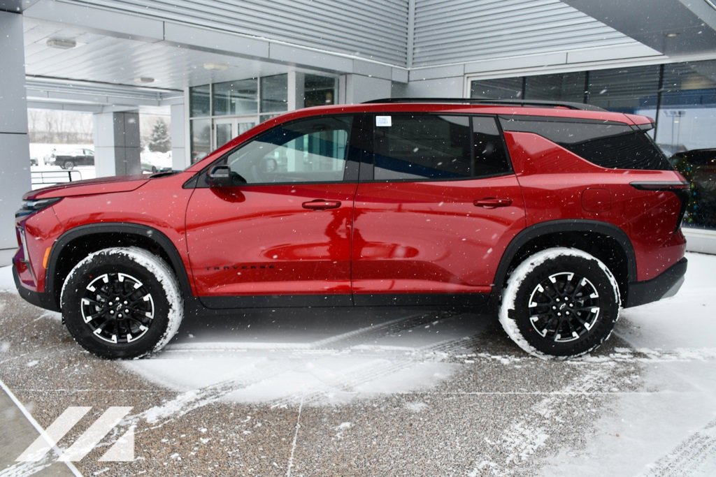 2026 Chevrolet Traverse Z71 photo 2