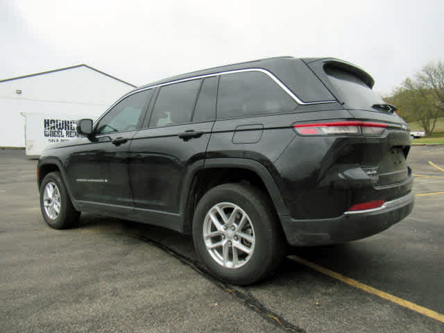 2024 Jeep Grand Cherokee Laredo X photo 2