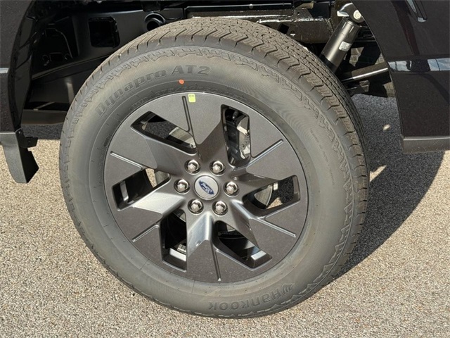 2025 Ford F-150 STX photo 4