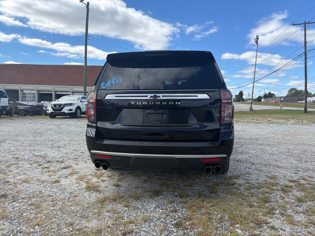 2024 Chevrolet Suburban High Country photo 3