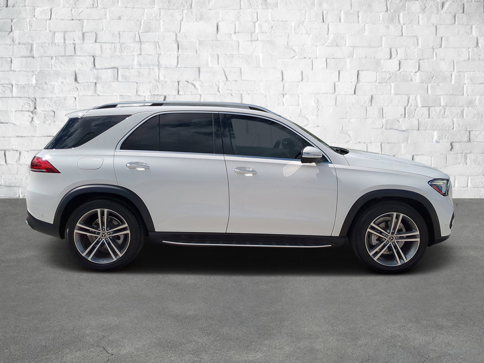 2022 Mercedes Benz GLE 350 4MATIC photo 2