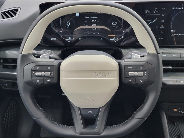 2025 Kia K4 GT-Line photo 26