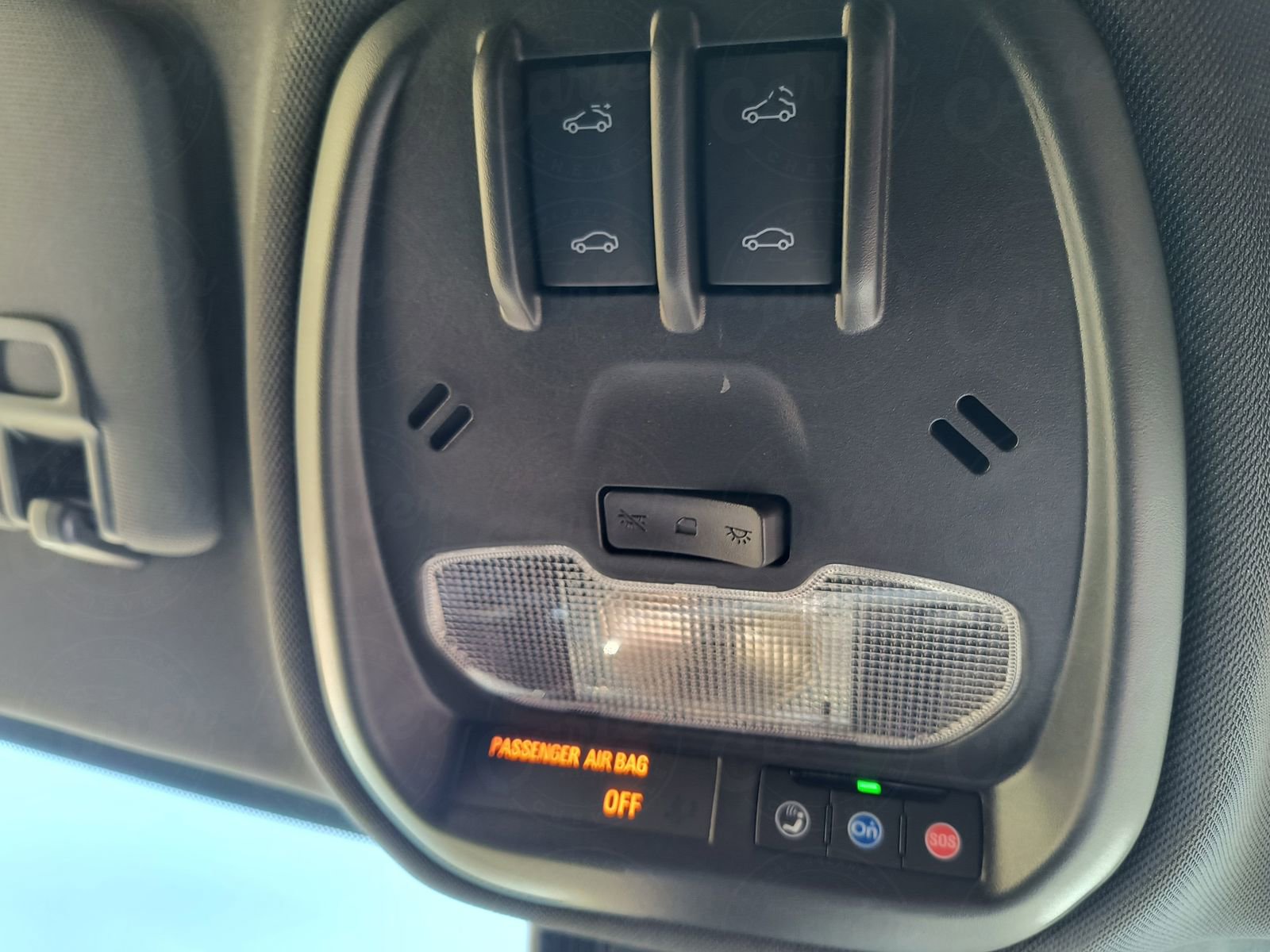 2025 Chevrolet Trax photo 9