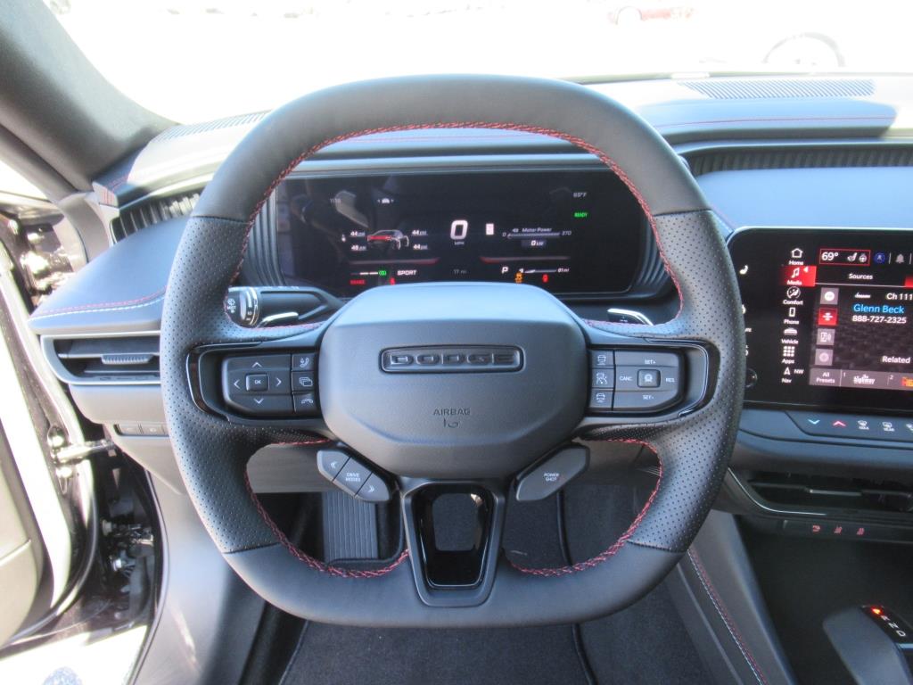 2025 Dodge Charger R/T photo 15