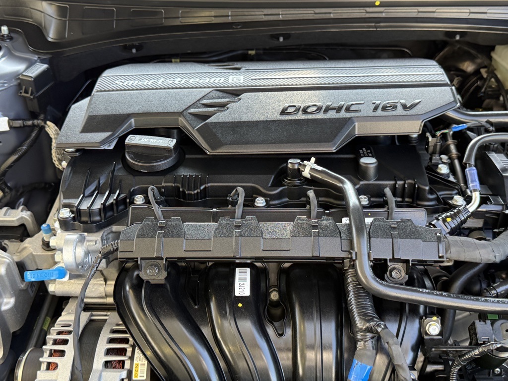 2025 Hyundai Elantra SE photo 24