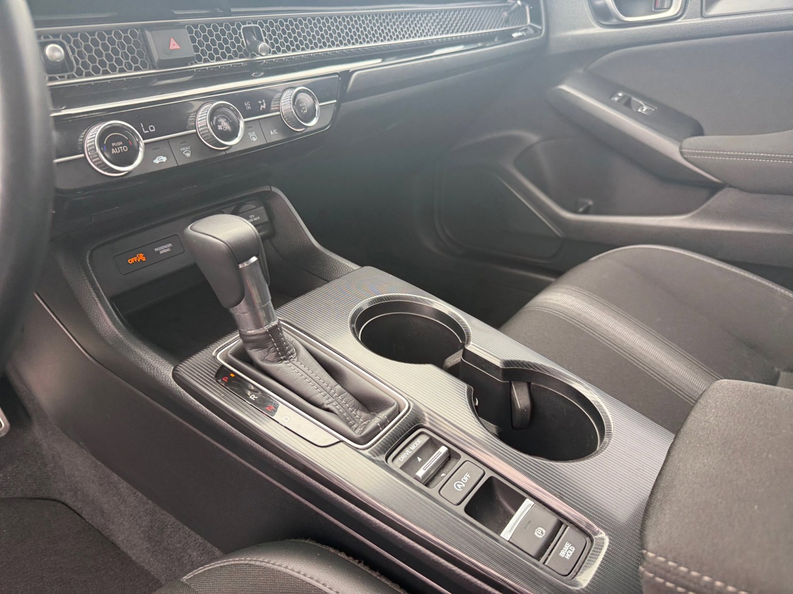 2024 Honda Civic Sport photo 13