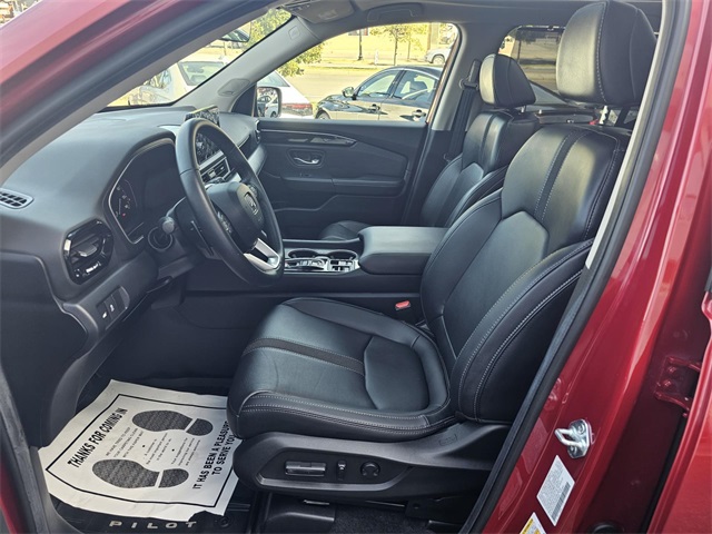 2025 Honda Pilot Touring photo 23