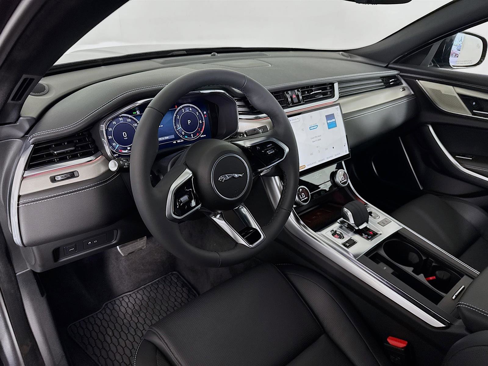 2024 Jaguar XF P300 R-Dynamic SE photo 9