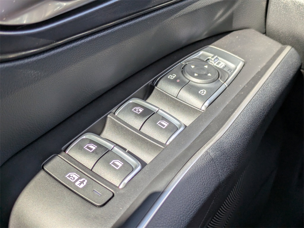 2025 Kia Sorento S photo 25