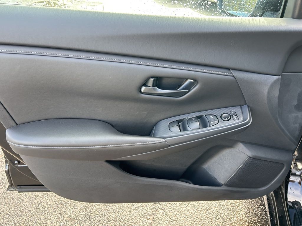 2025 Nissan Sentra S photo 10