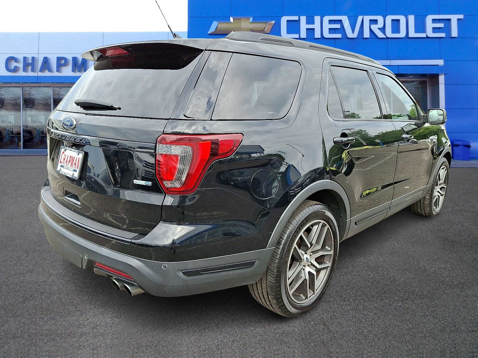 2018 Ford Explorer Sport photo 4