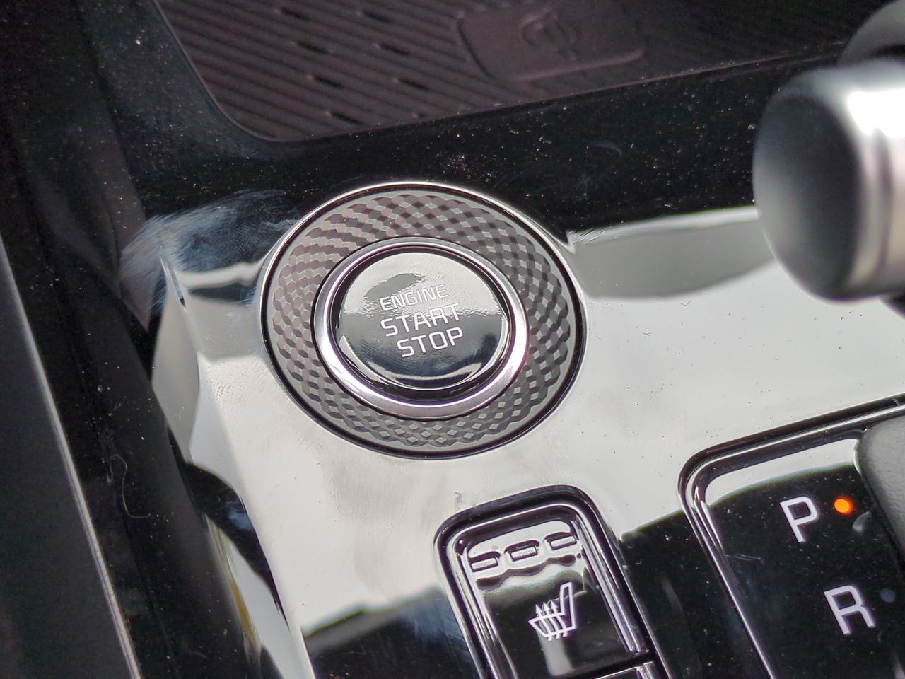 2025 Kia Niro EX photo 16