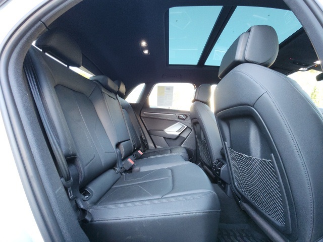2021 Audi Q3 Premium Plus S line photo 21