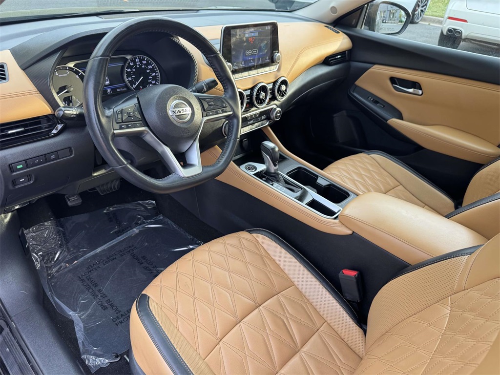 2022 Nissan Sentra SV photo 2