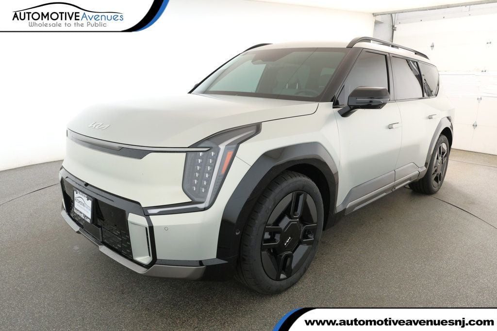 2024 Kia Ev9 GT-Line's photo