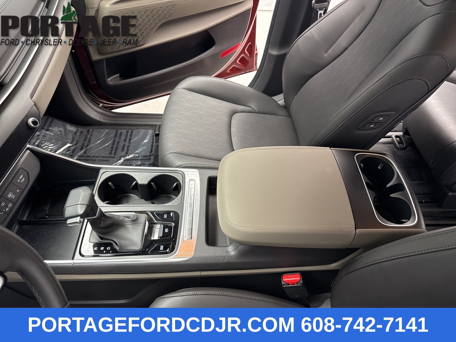 2025 Kia Carnival EX photo 19