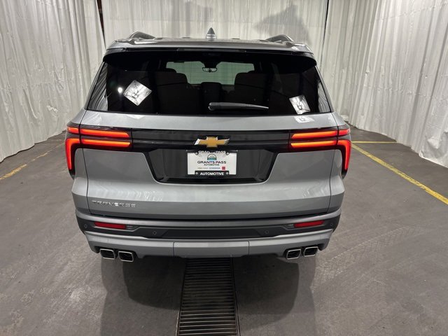 2026 Chevrolet Traverse photo 3