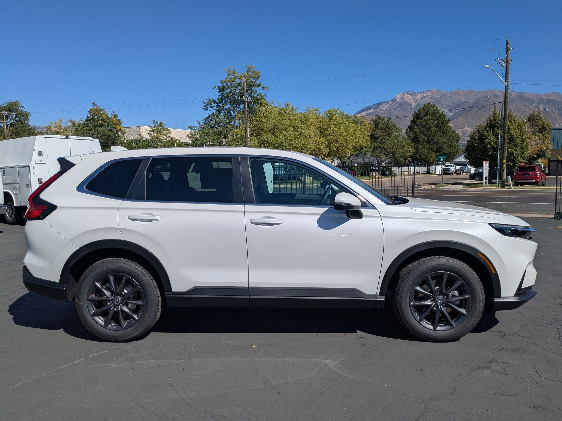 2026 Honda CR-V EX-L photo 2