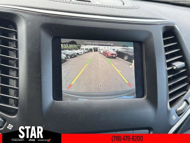 2021 Jeep Cherokee Latitude Lux photo 26