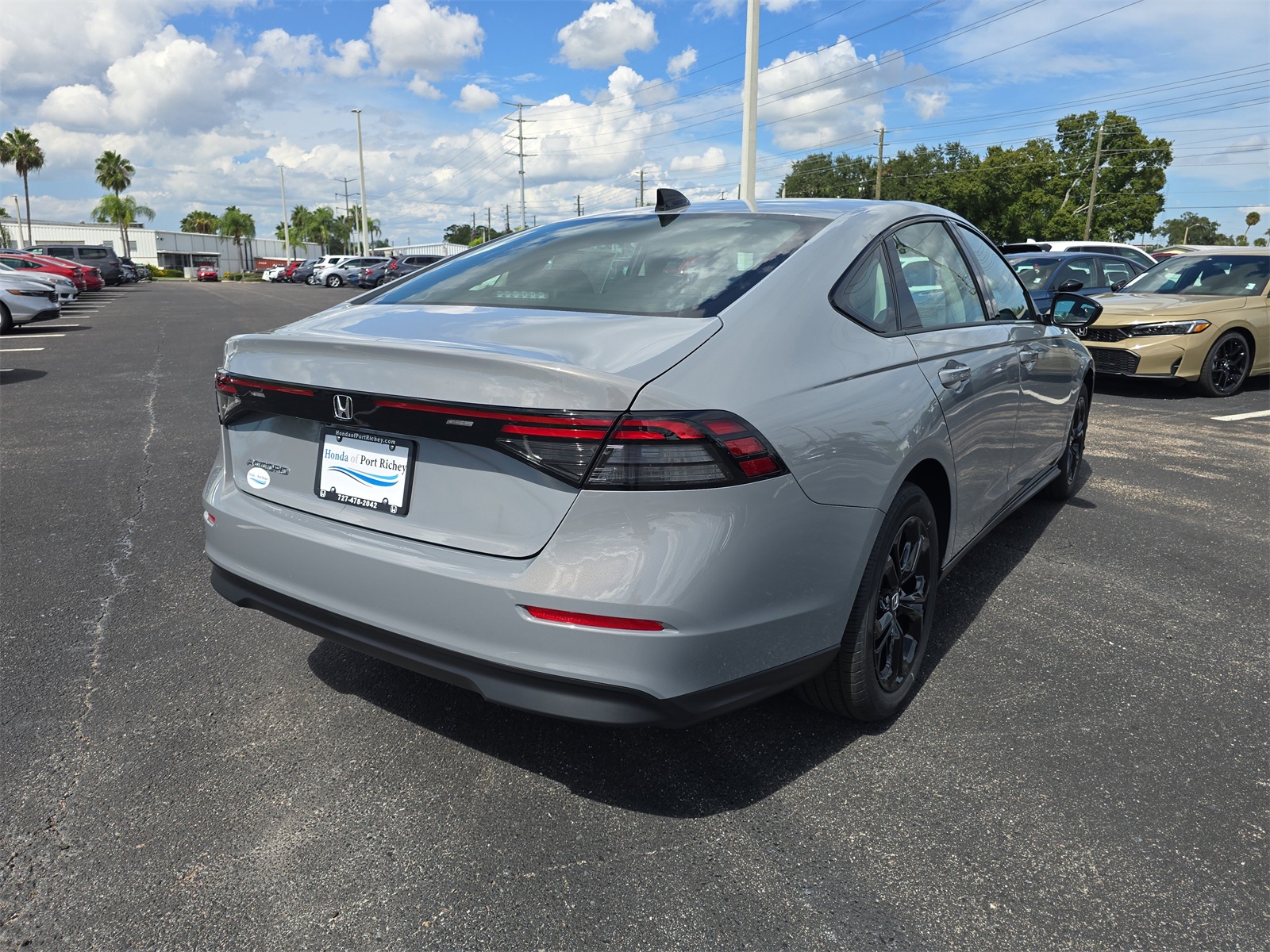 2025 Honda Accord SE photo 4