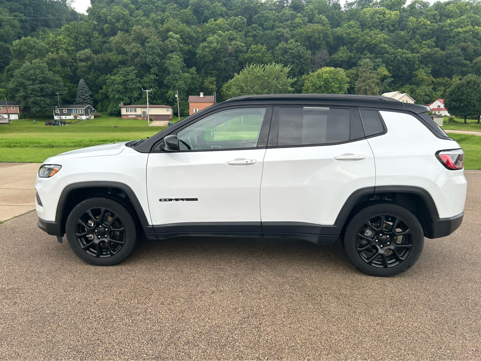 2022 Jeep Compass Altitude photo 9