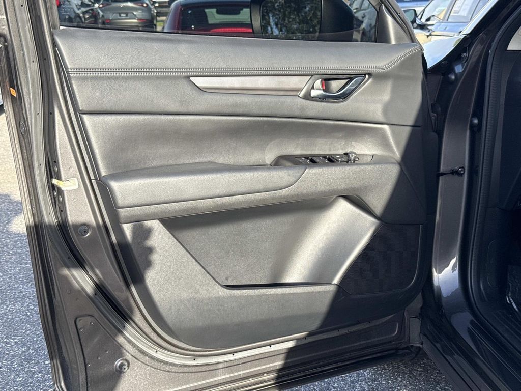 2022 Mazda CX-5 2.5 Select photo 17