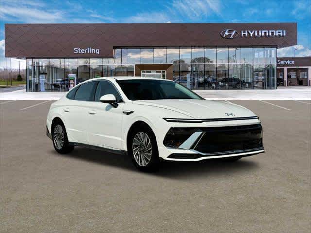 2025 Hyundai Sonata SEL's photo