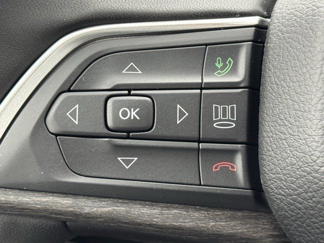 2025 Jeep Grand Cherokee Limited photo 16