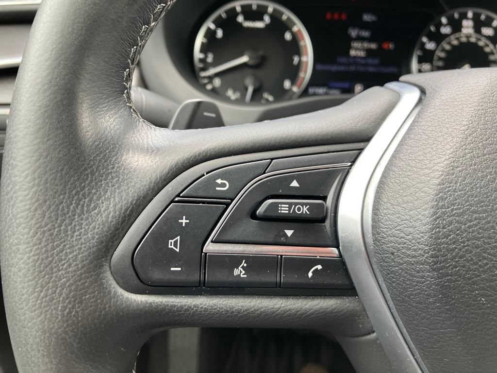 2022 Infiniti QX50 Luxe photo 18