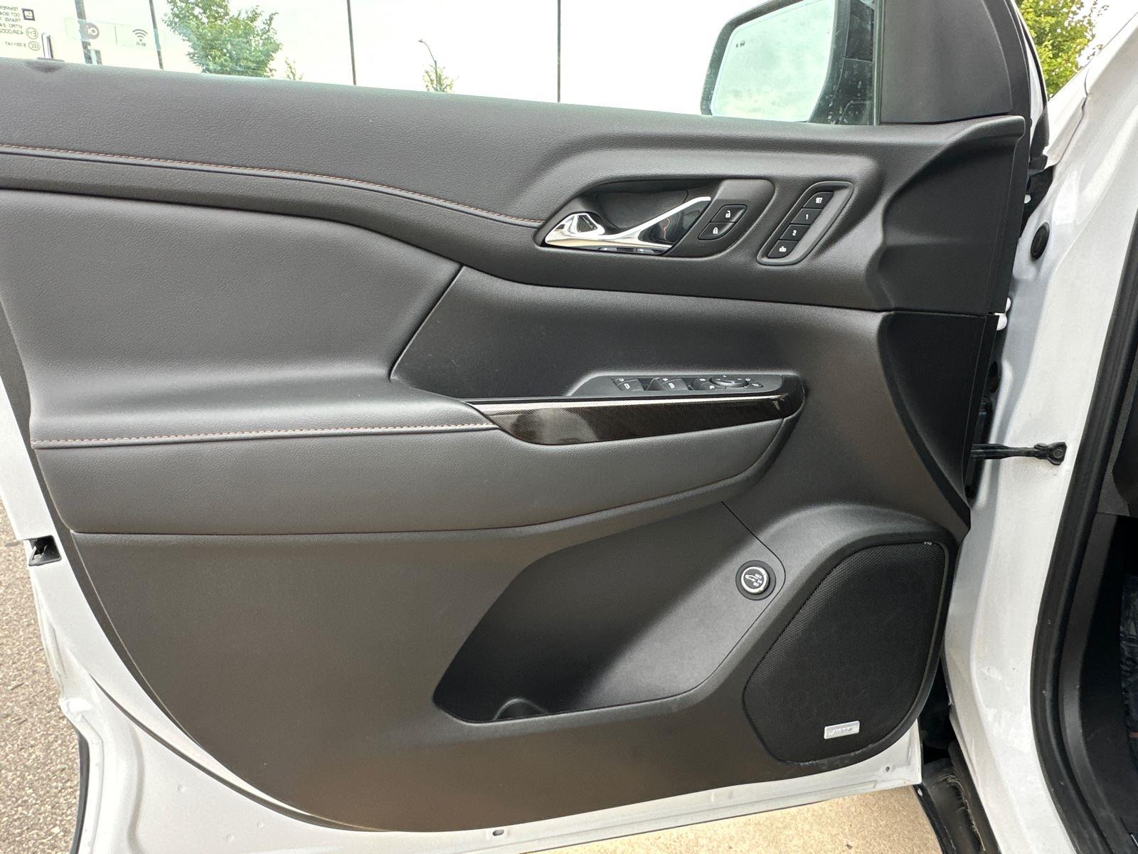 2023 Gmc Acadia AT4 photo 6