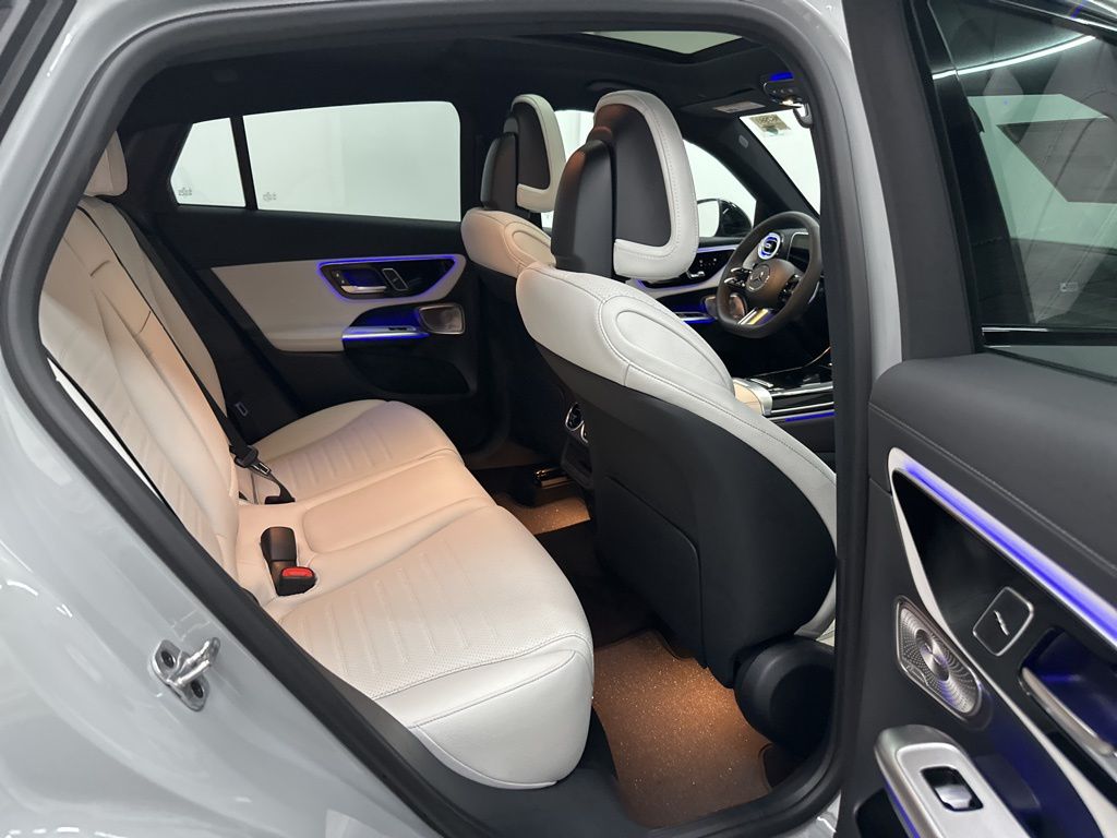 2026 Mercedes Benz GLC 300 4MATIC photo 22